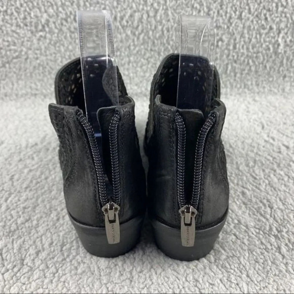 𝅺VINCE CAMUTO PRASATA BOOTIES Black Nubuck Suede Leather Boots‎ Zip Womens 6 - Picture 6 of 16